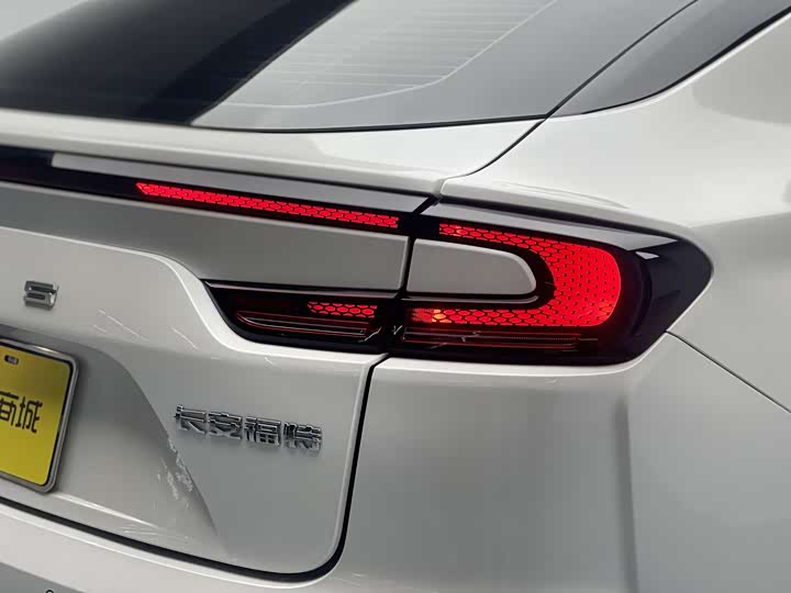 Фото 7 - Ford Mondeo Sport (Evos)