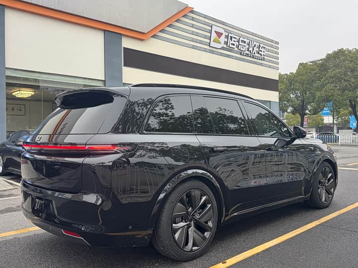 Фото 4 - LiXiang L8