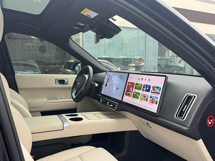 Фото 7 - LiXiang L8