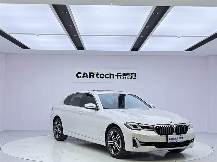 Фото 7 - BMW 5 Series