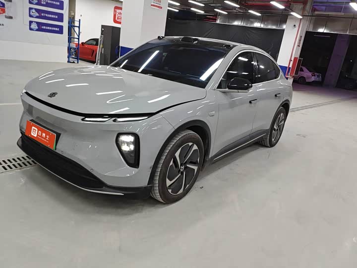 Фото 2 - Nio EC6