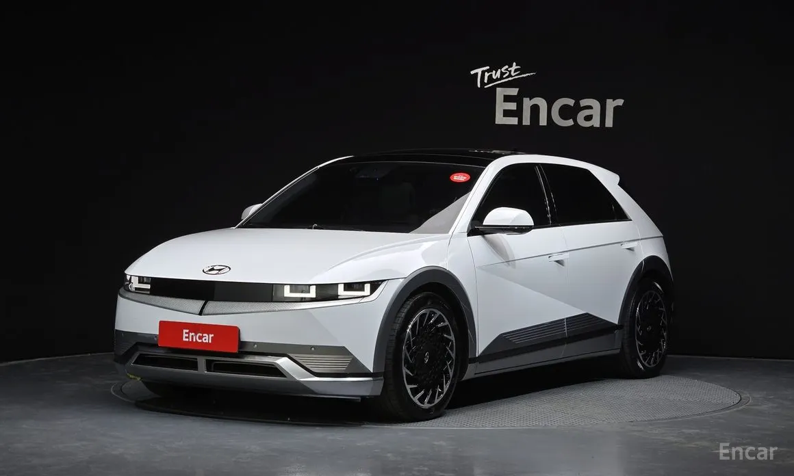 Photo 1 - Hyundai Ioniq 5