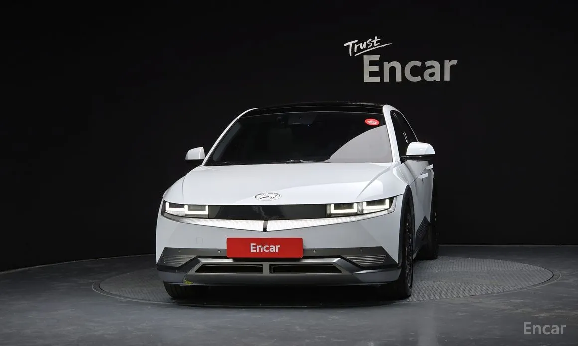 Photo 3 - Hyundai Ioniq 5