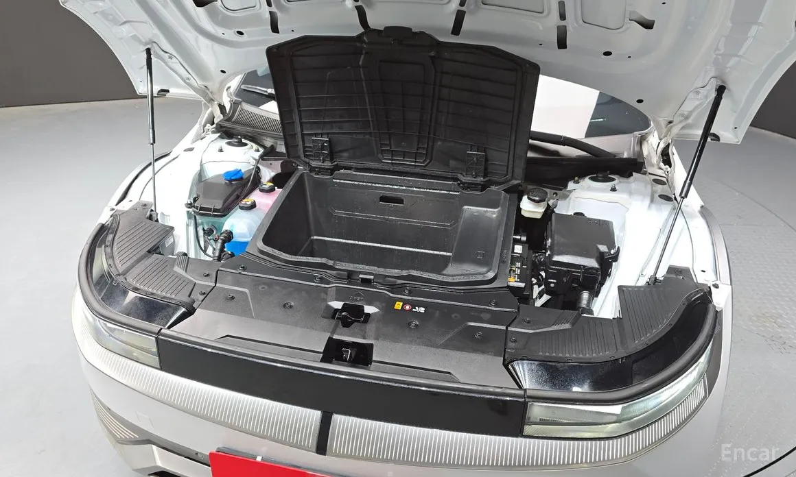 Photo 6 - Hyundai Ioniq 5