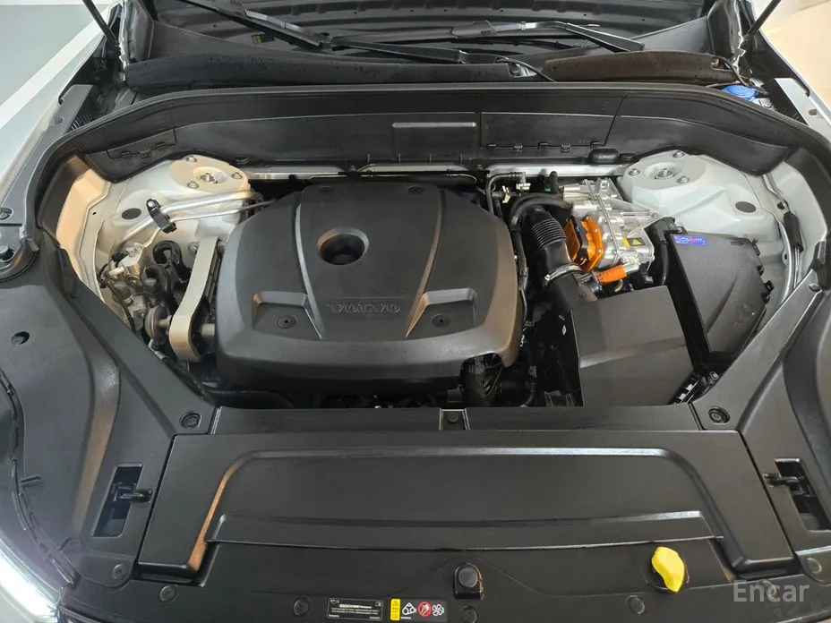 Фото 6 - Volvo XC90