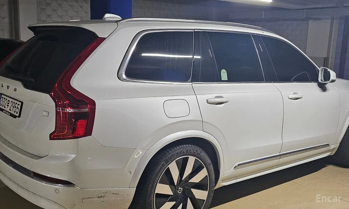 Фото 6 - Volvo XC90