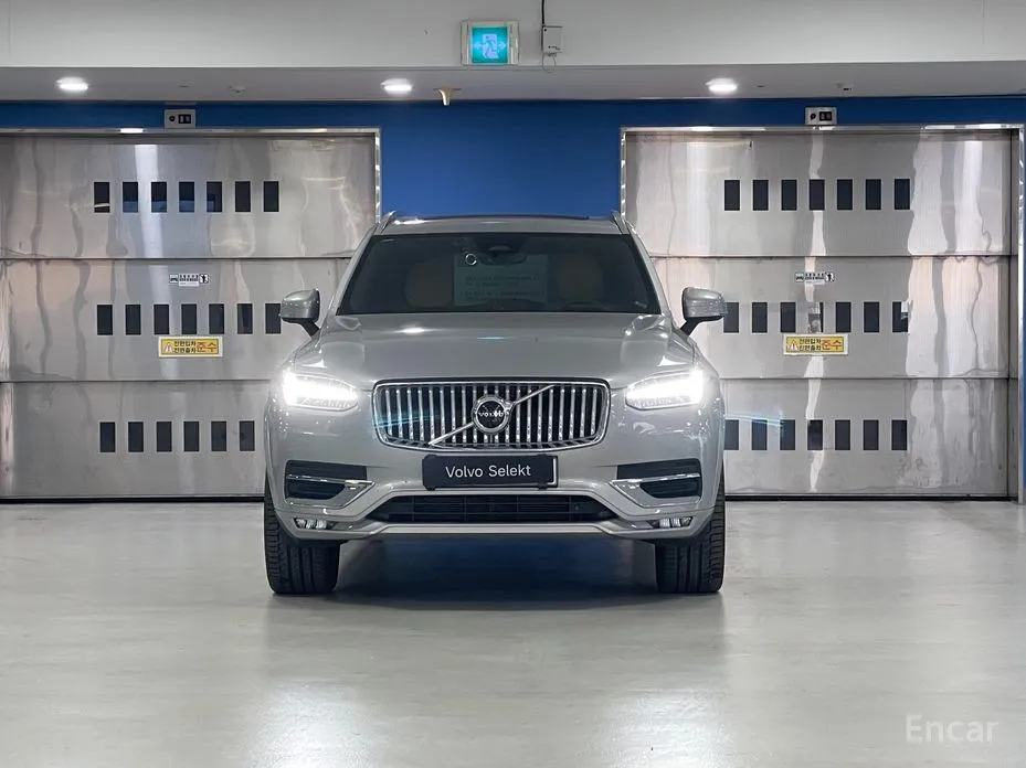 Фото 3 - Volvo XC90