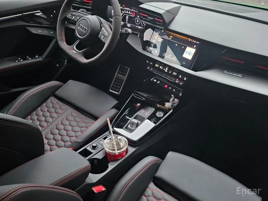 Фото 7 - Audi RS 3