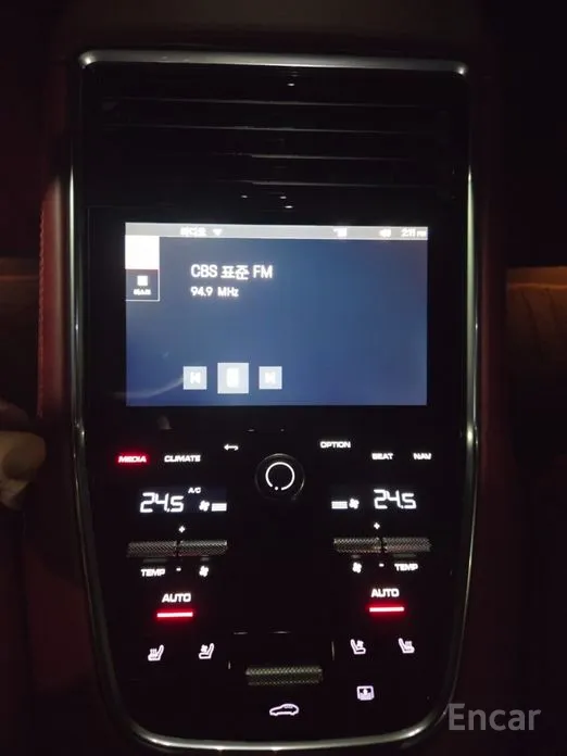 Фото 14 - Porsche Panamera