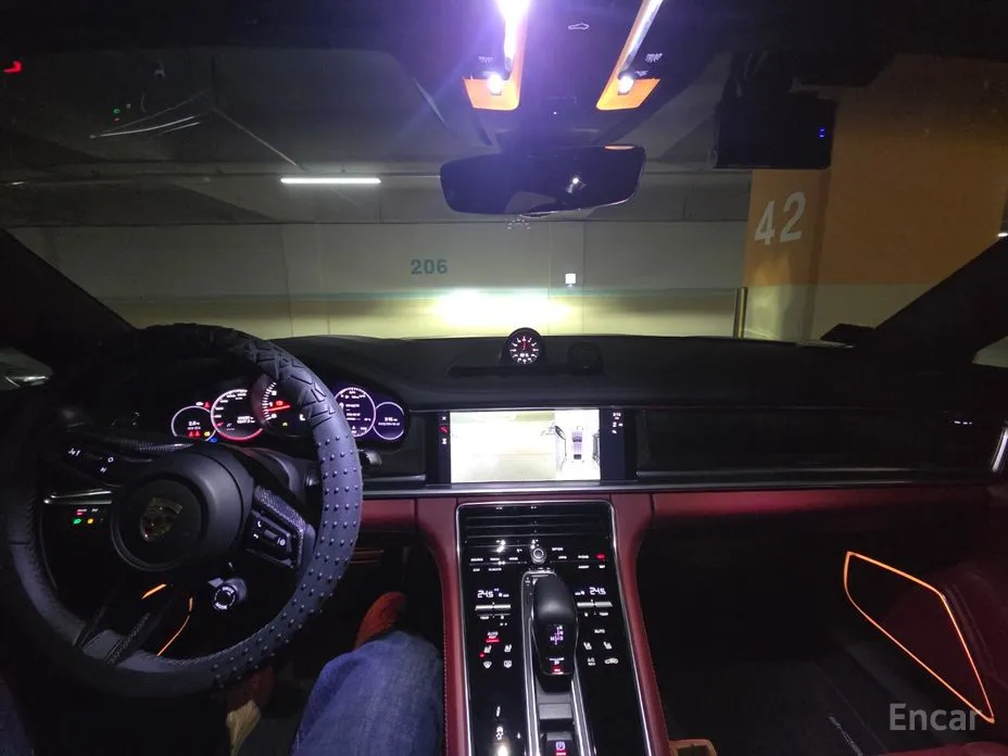 Фото 6 - Porsche Panamera