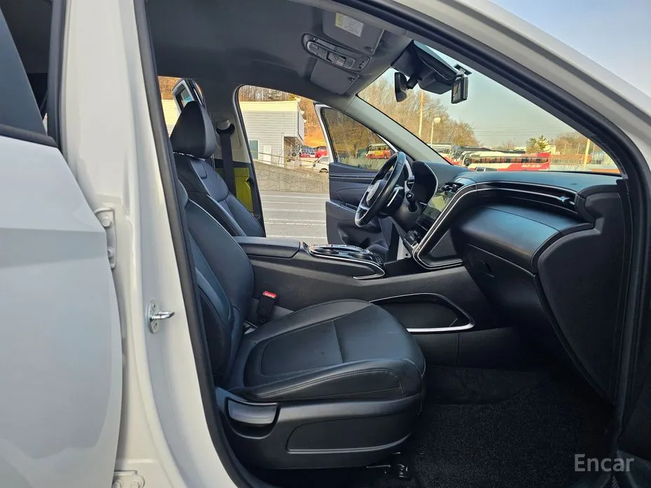 Photo 11 - Hyundai Tucson