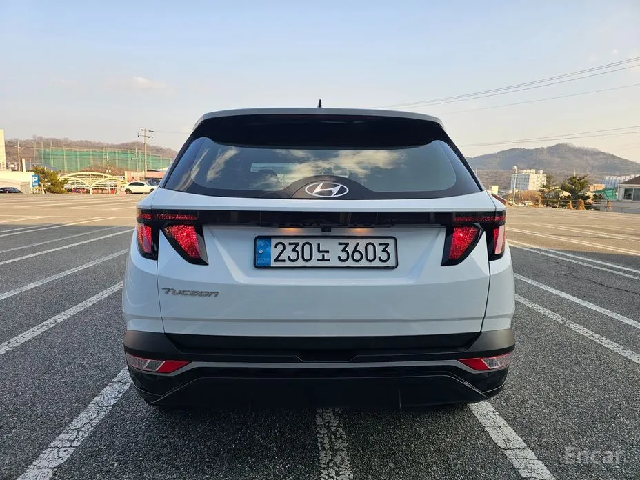 Photo 4 - Hyundai Tucson