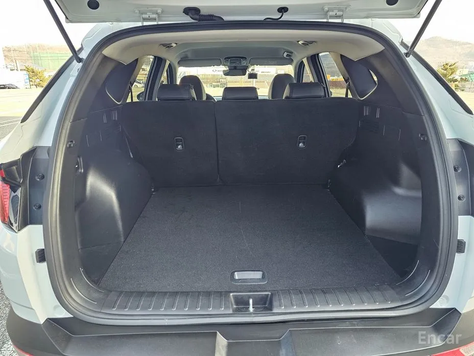 Photo 8 - Hyundai Tucson