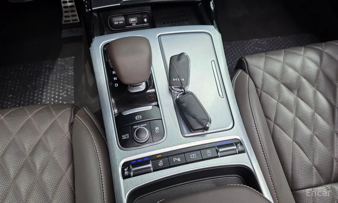 Фото 9 - Kia Stinger