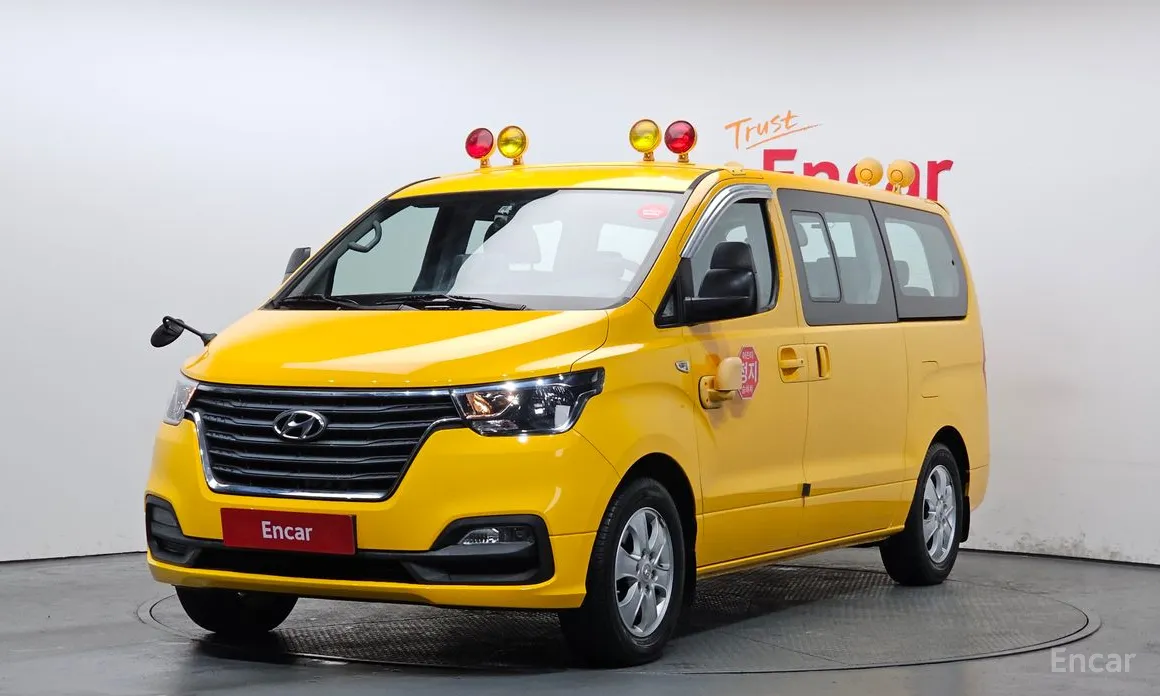 Фото 1 - Hyundai Starex