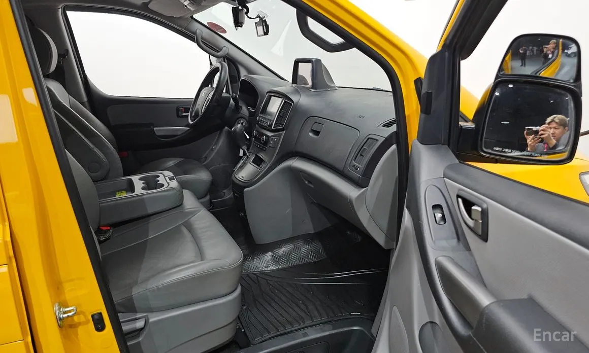 Фото 10 - Hyundai Starex