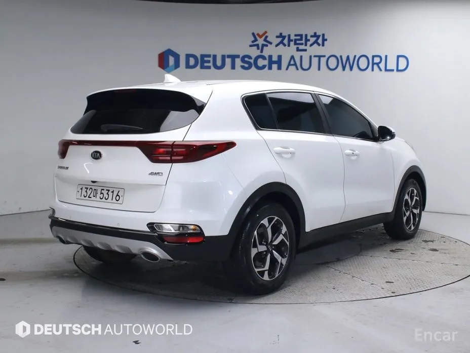 Фото 2 - Kia Sportage