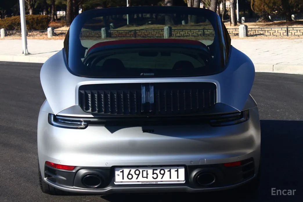 Фото 18 - Porsche 911