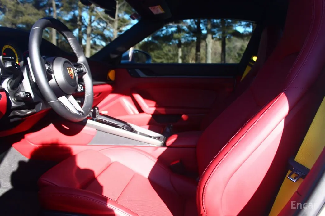 Фото 19 - Porsche 911