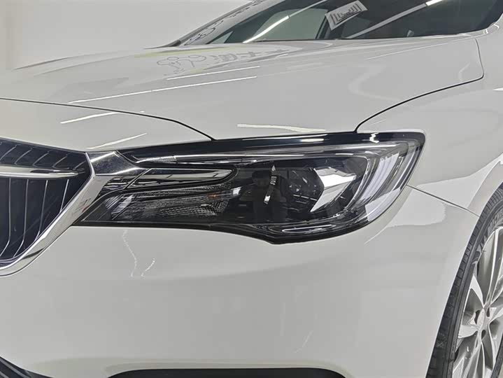 Фото 5 - Buick GL6