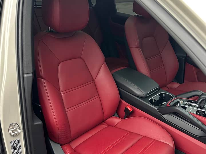 Фото 5 - Porsche Cayenne