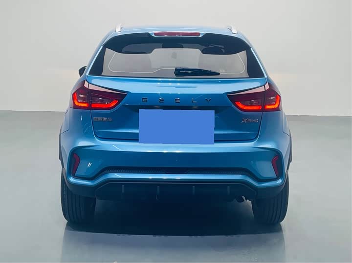 Фото 5 - Geely Vision X3