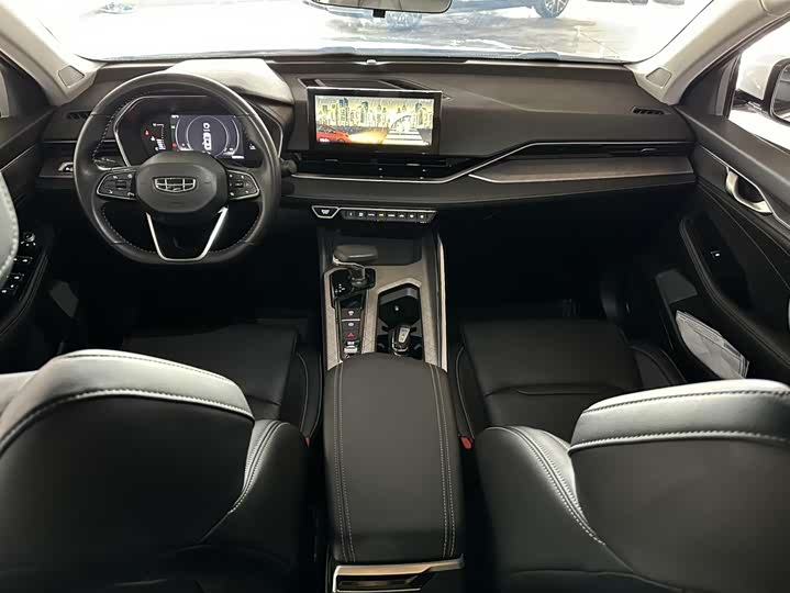 Photo 9 - Geely Preface