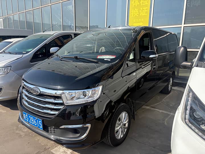 Фото 1 - JAC Refine M3