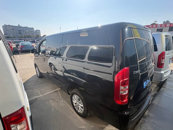 Фото 8 - JAC Refine M3