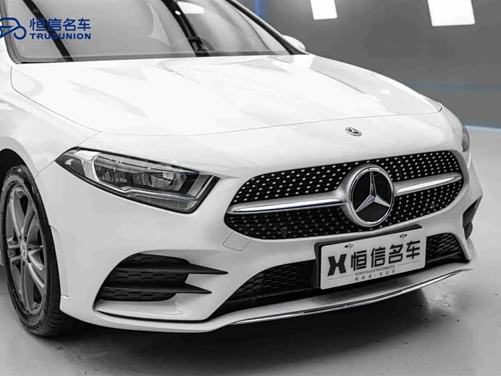 Фото 9 - Mercedes-Benz A-Class