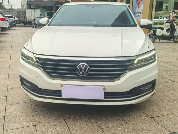 Фото 2 - Volkswagen Lavida