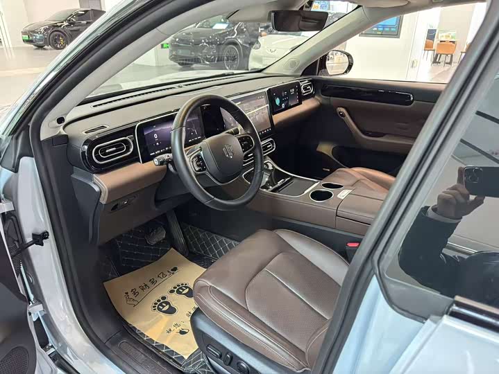 Фото 9 - Leapmotor C11