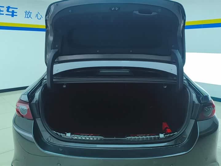 Фото 4 - Mazda 3 (Axela)