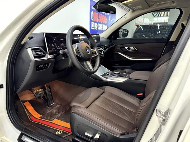 Фото 9 - BMW 3 Series