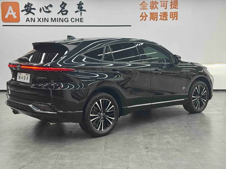 Фото 5 - Toyota Venza