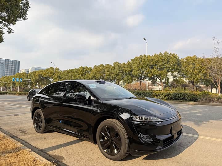 Фото 3 - Luxeed R7