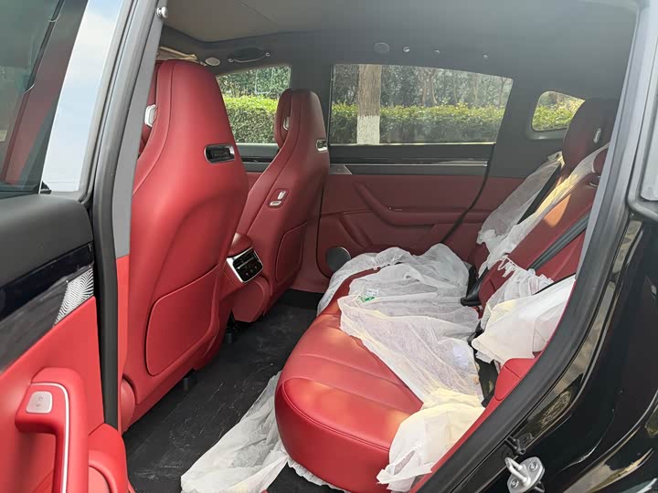 Фото 8 - Luxeed R7