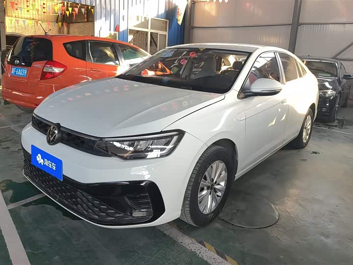 Фото 1 - Volkswagen Lavida