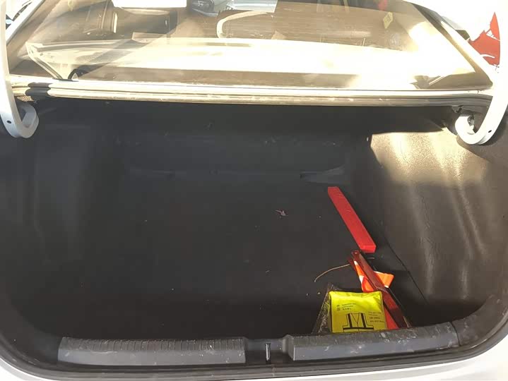 Фото 4 - Volkswagen Lavida