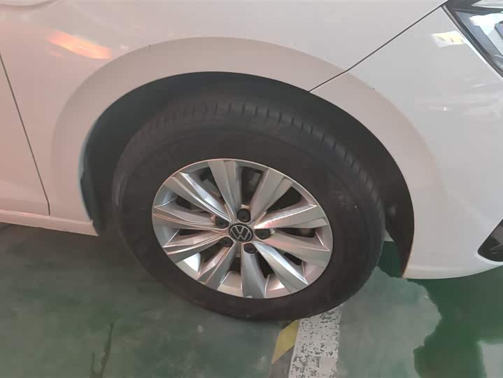 Фото 6 - Volkswagen Lavida