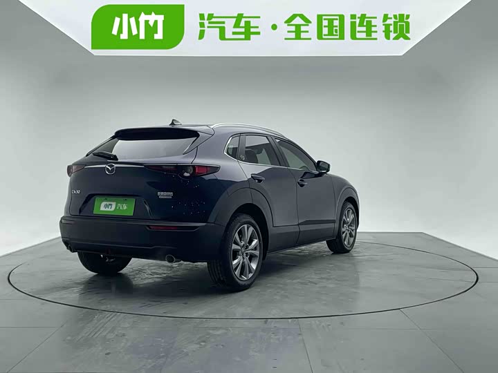 Фото 6 - Mazda CX-30