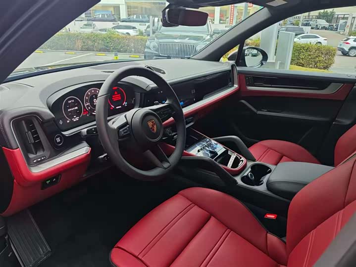 Фото 9 - Porsche Cayenne