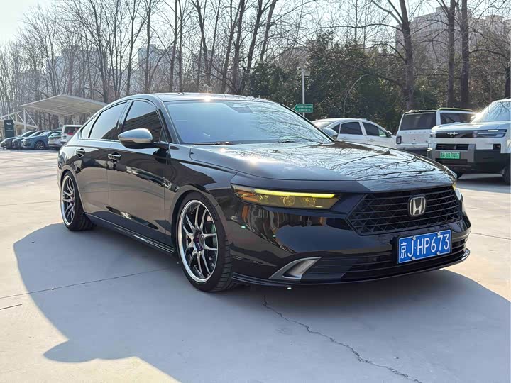 Фото 3 - Honda Accord