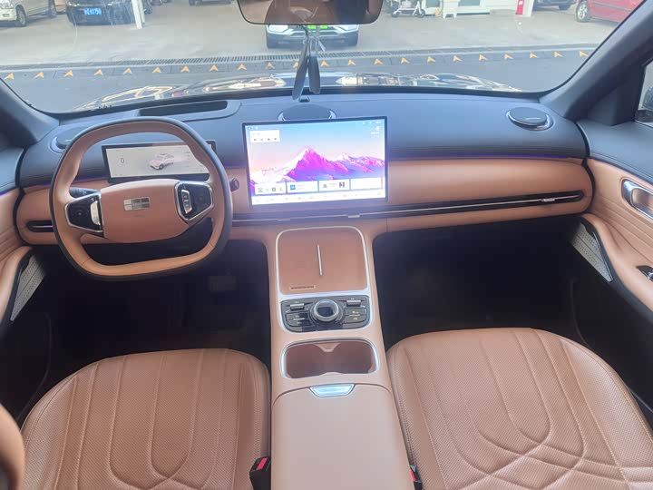 Фото 8 - Geely Galaxy Starship 7