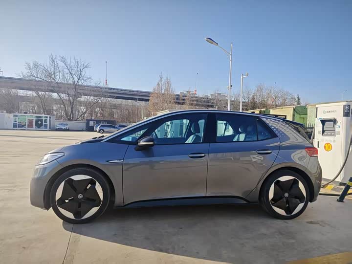 Фото 4 - Volkswagen ID.3