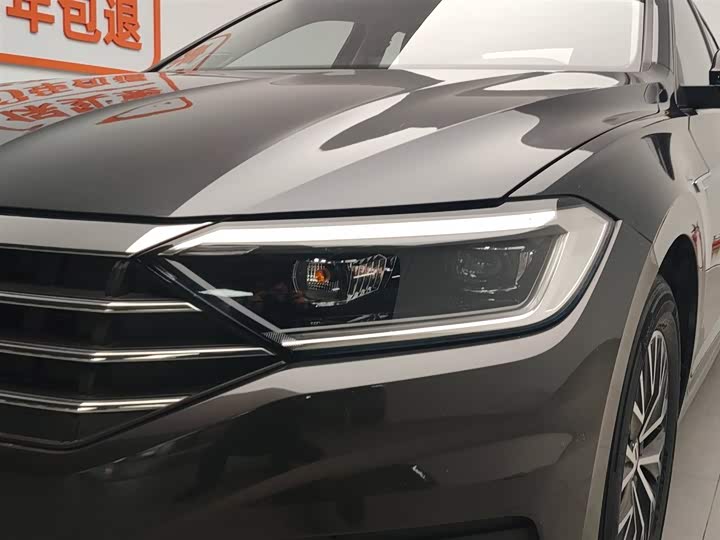 Фото 7 - Volkswagen Sagitar L