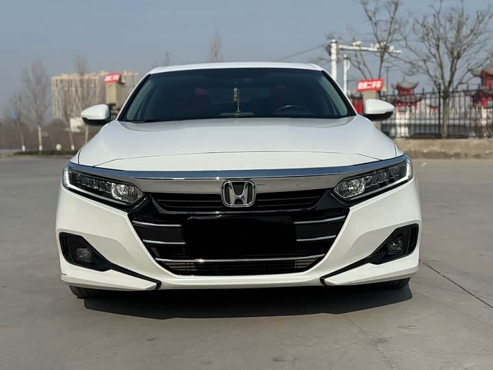 Фото 2 - Honda Accord