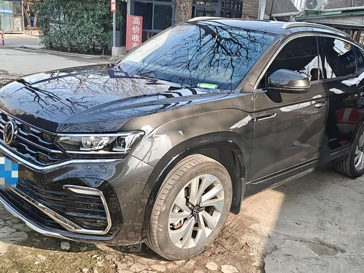 Фото 1 - Volkswagen Tayron X