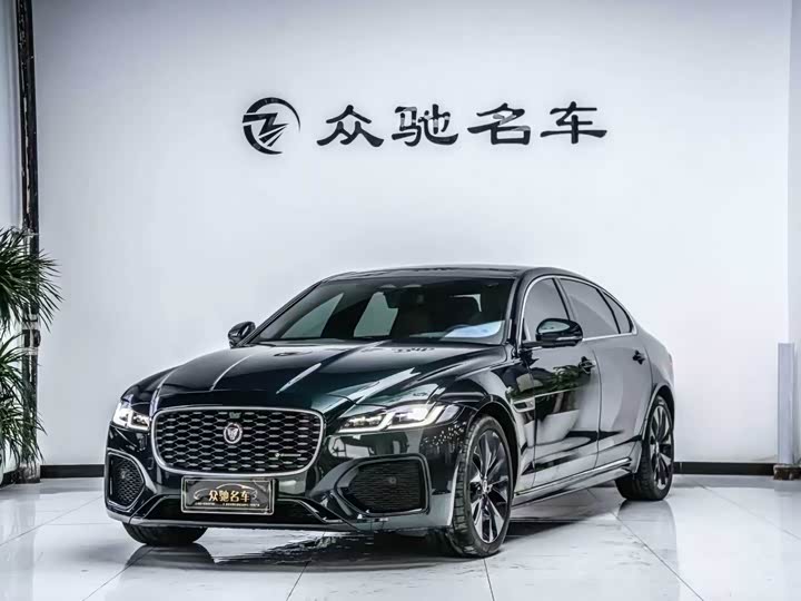 Фото 1 - Jaguar XF L