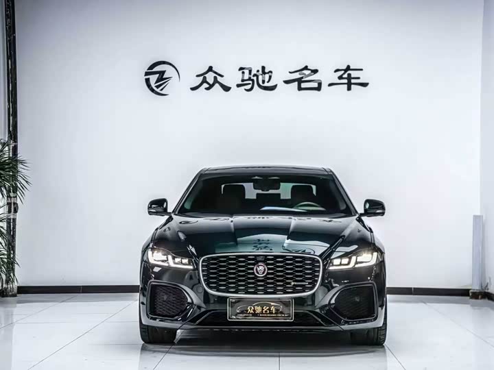 Фото 2 - Jaguar XF L